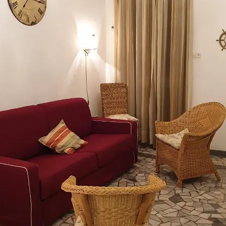 Casa In Darsena